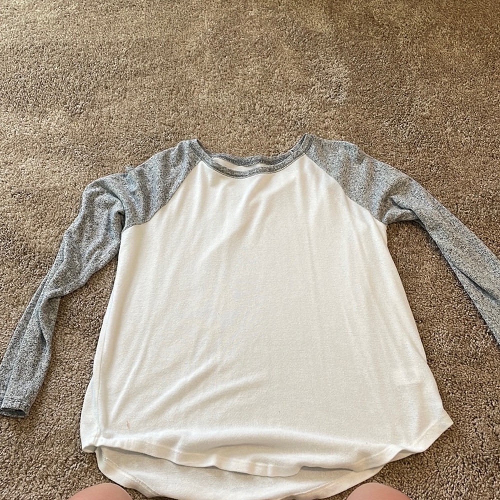 Kohl’s baseball style shirt